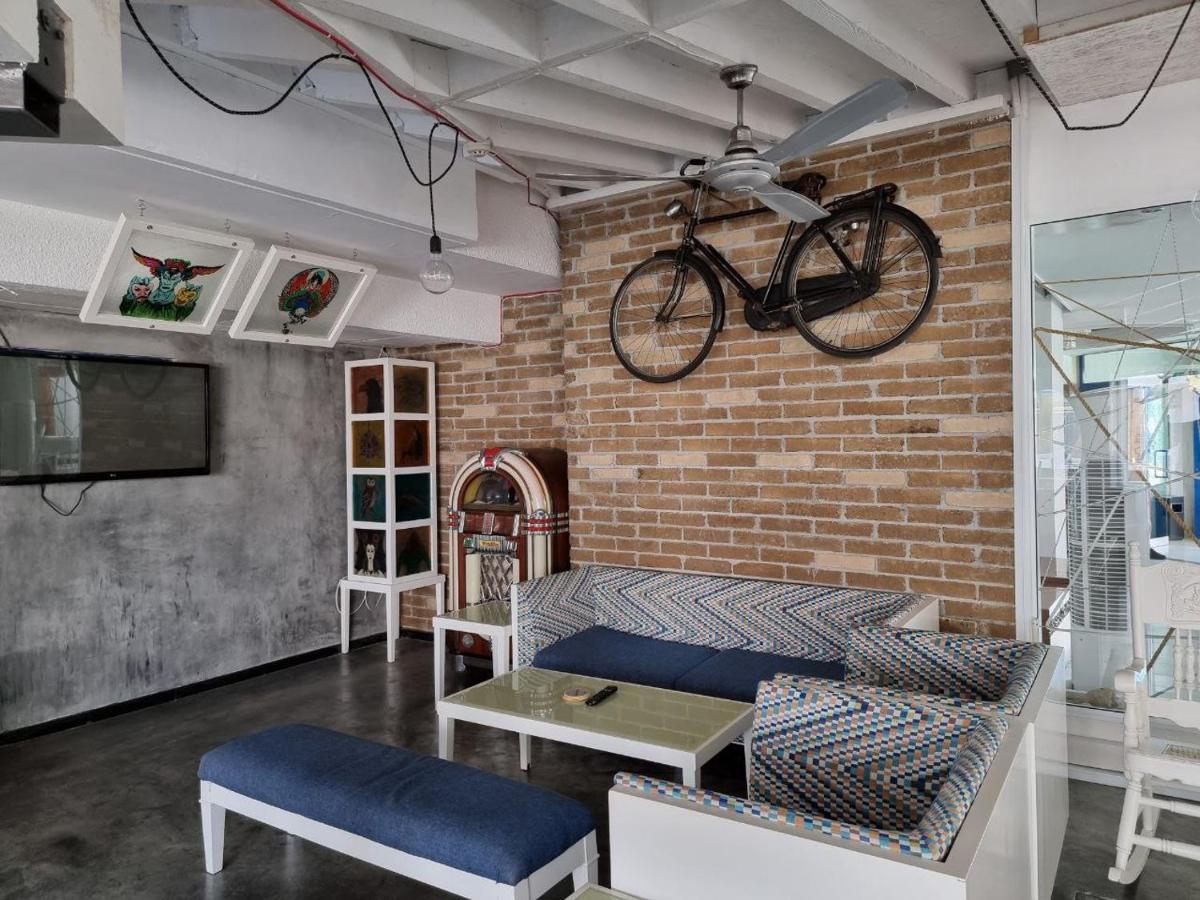 Nereus Hotel Pafos Dış mekan fotoğraf